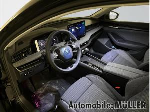 Skoda Superb Selection 2,0 TDI110 kW 7-Gang auto *AHK*MATRIX-LED*