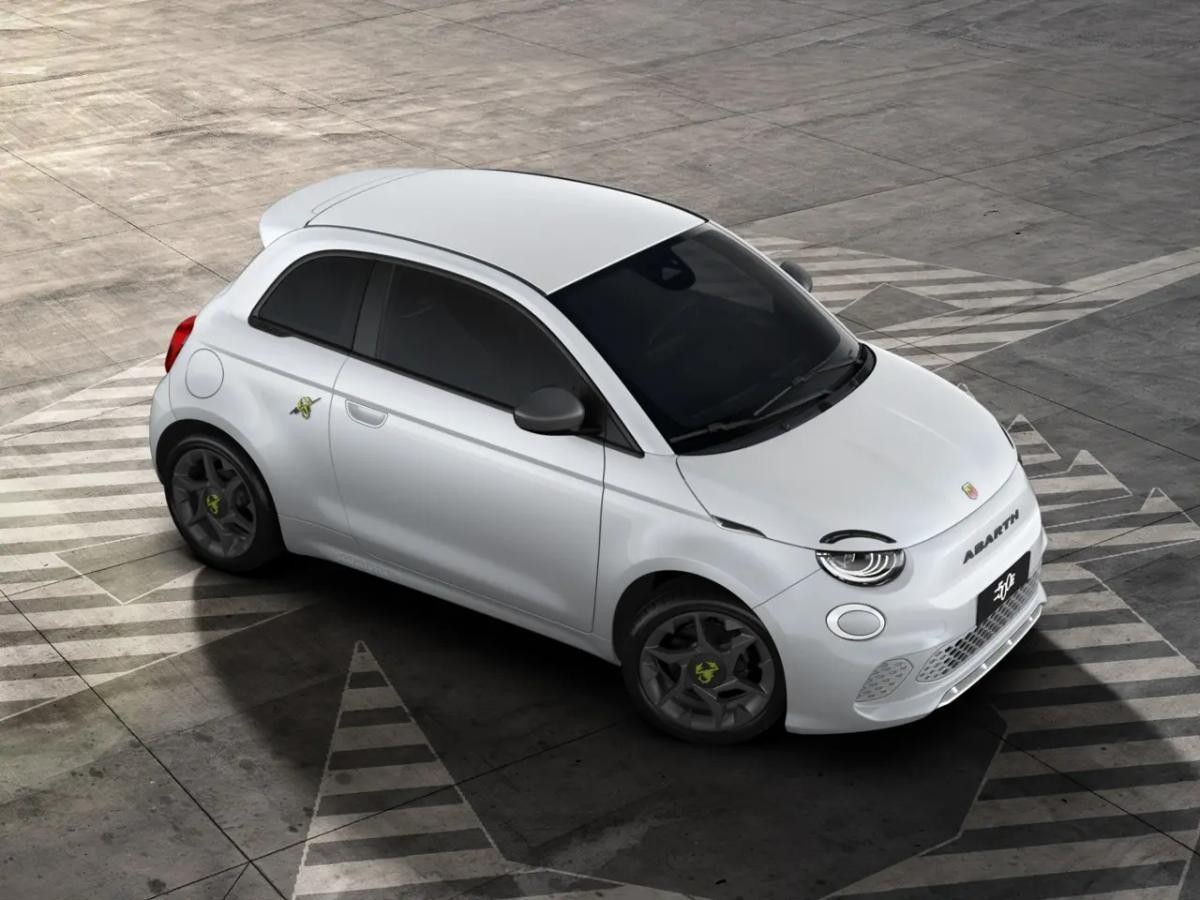 Abarth 500 Elektro ⚡️ | 300 € sparen bei Abholung im Auslieferungszentrum | Sofort verfügbar