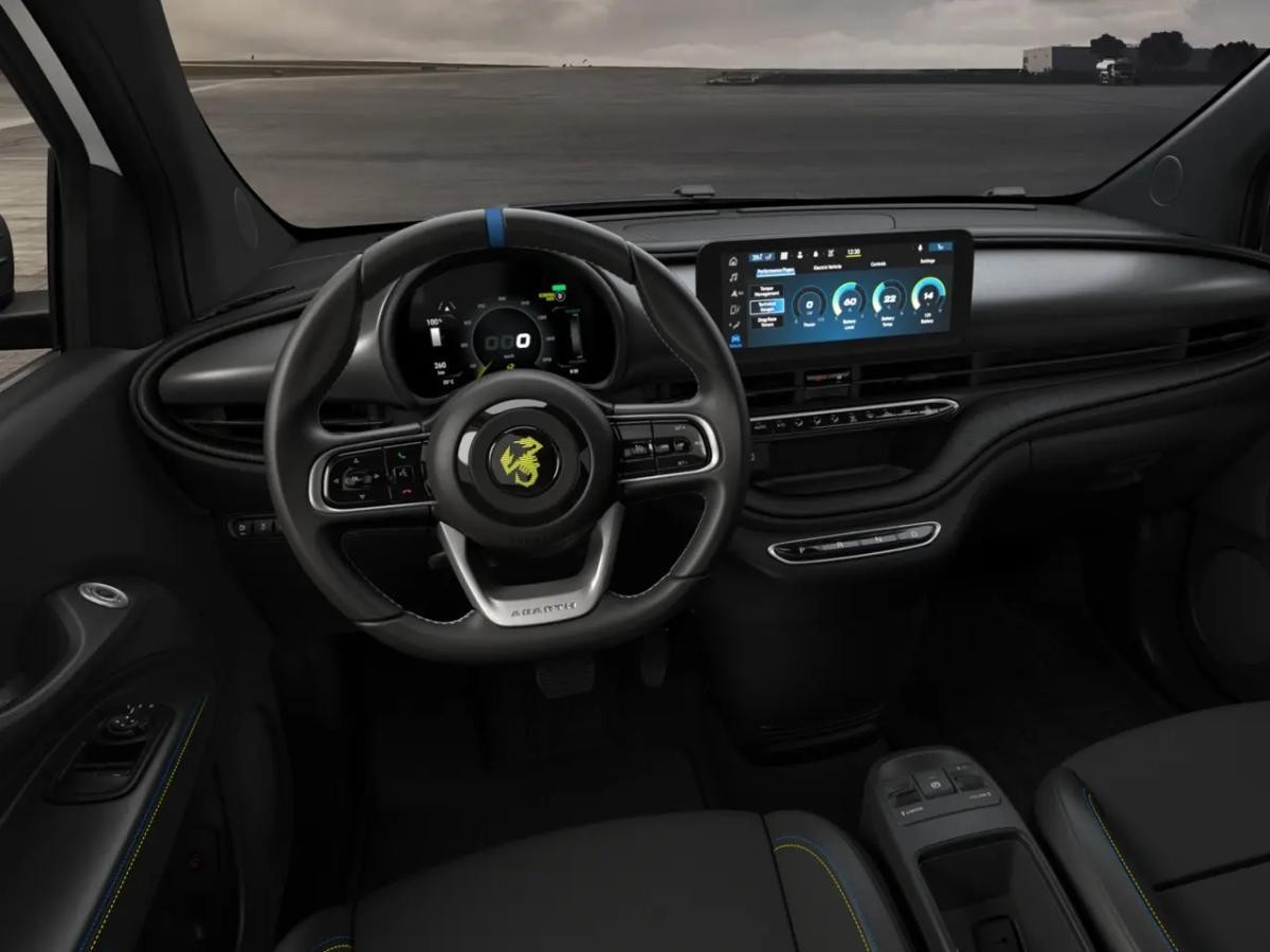 Abarth 500 Elektro ⚡️ | 300 € sparen bei Abholung im Auslieferungszentrum | Sofort verfügbar