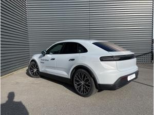 Porsche Macan Electric ( )