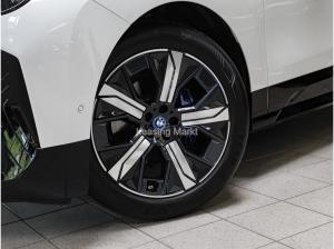 BMW ix xDrive40 Sportpaket Laser HarmanKardon