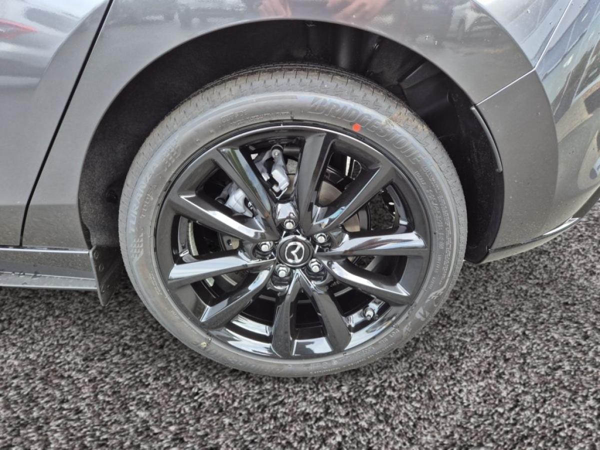 Mazda 3 e-SKYACTIV-G 140 M HYBRID HOMURA MJ 2025