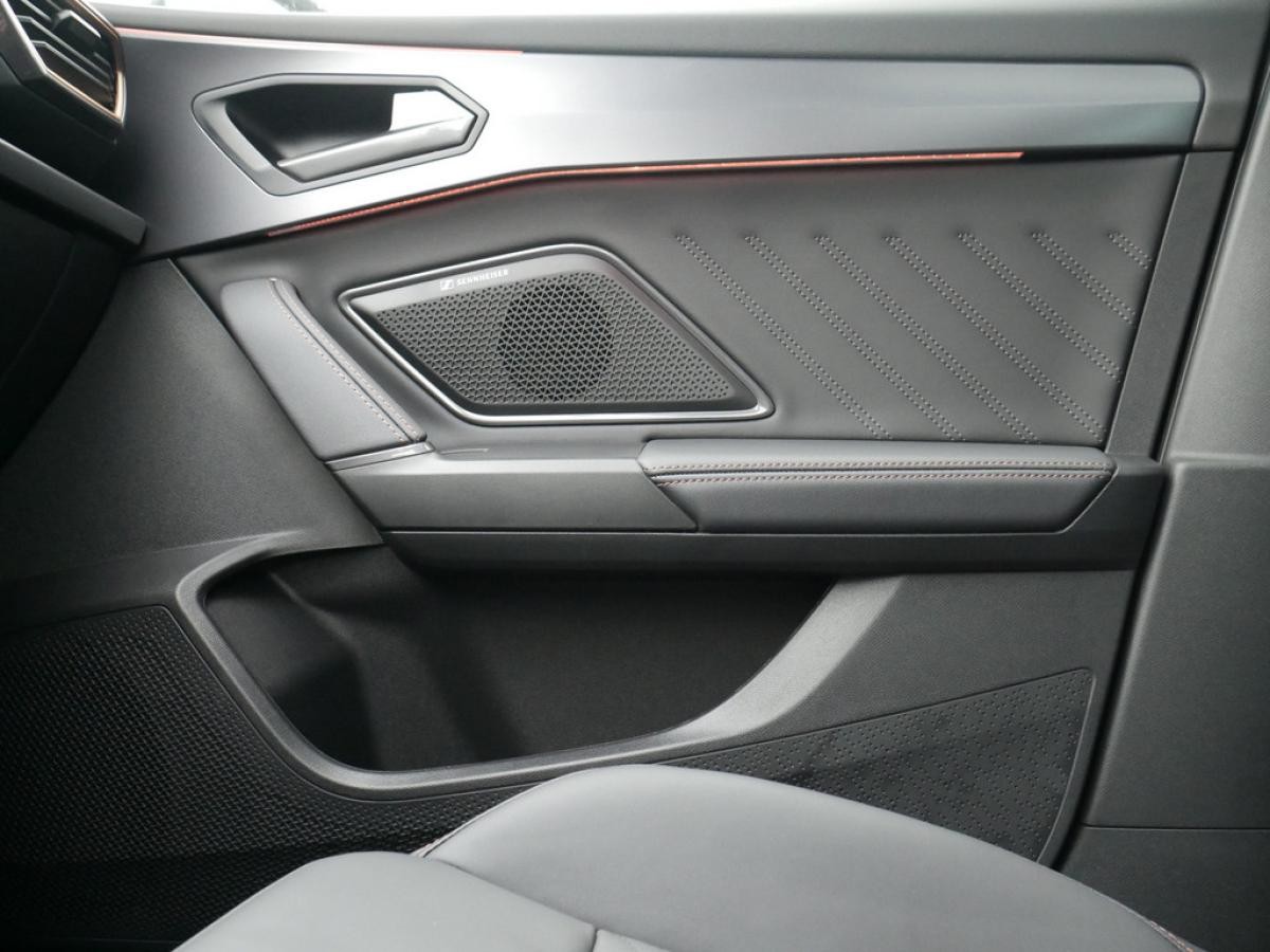 Cupra Leon Sportstourer VZ 2.0 TSI 4Drive - ACC LED PANO *SN224*