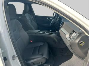 Volvo XC60 T8 PLUS DARK  DEAL