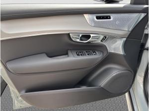 Volvo XC90 T8 Ultra Dark Plug-In Hybrid / Massage
