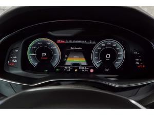 Audi A6 Avant 55 TFSIe quattro S line PANO B&O AHK MATR