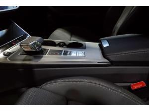 Audi A6 Avant 55 TFSIe quattro S line PANO B&O AHK MATR