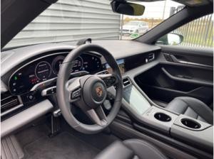 Porsche Taycan 4 Cross Turismo