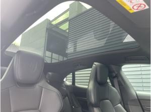 Porsche Taycan 4 Cross Turismo