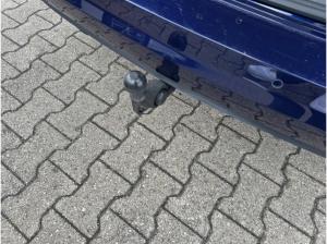 Volkswagen Touran 1.5 TSI DSG *7-SITZ *AHK *ACC*VIRTUAL *RK