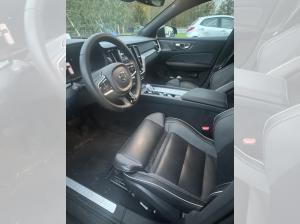 Volvo V60 Cross Country B4 AWD Plus