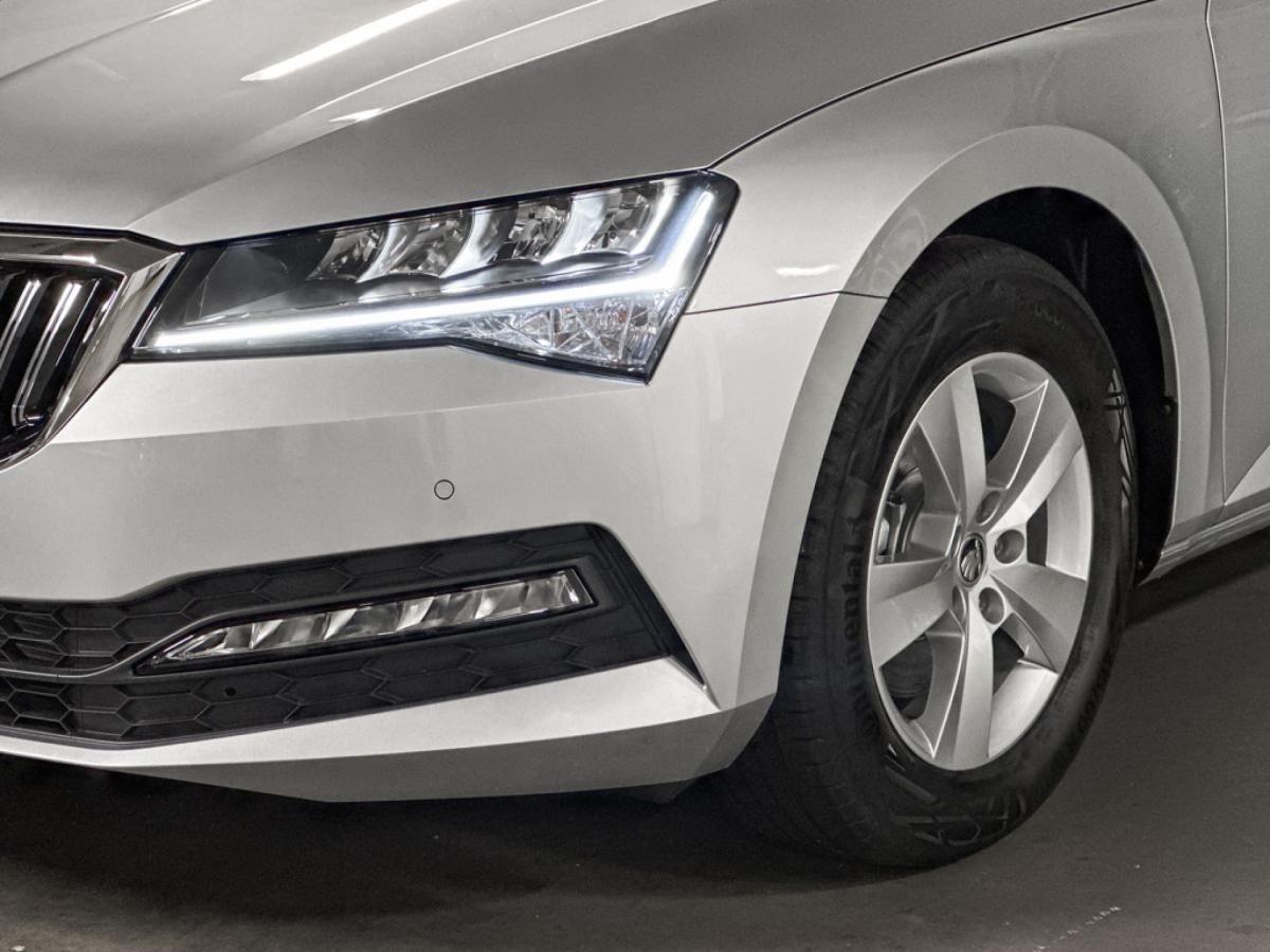 Skoda Superb Combi Ambition 2.0 TDI 7-Gang DSG ** Sonderaktion Skoda Superb bis zum 30.10.2024**