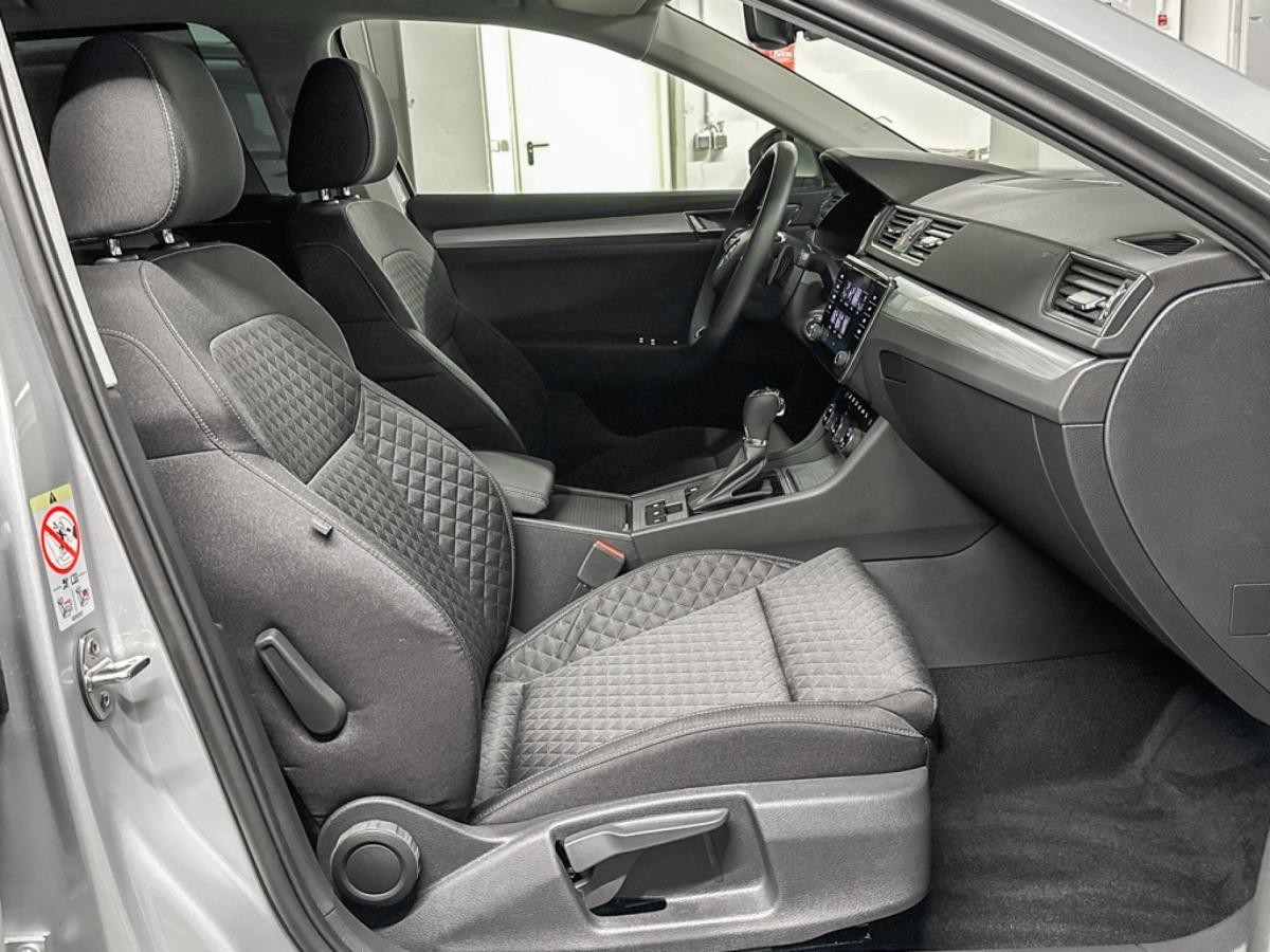 Skoda Superb Combi Ambition 2.0 TDI 7-Gang DSG ** Sonderaktion Skoda Superb bis zum 30.10.2024**