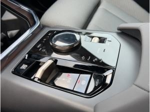 BMW X3 20 xDr. Inno.-Pkt.,AHK,Panorama,Iconic Glow,H&K-Sound,uvm.