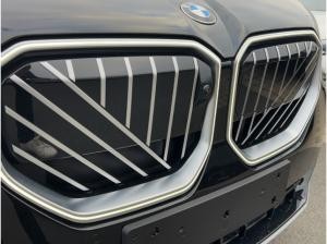 BMW X3 20 xDr. Inno.-Pkt.,AHK,Panorama,Iconic Glow,H&K-Sound,uvm.