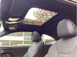 BMW 220 i Coupe M Sport Navi Klima Pano Sitzhzg Harman Kardon