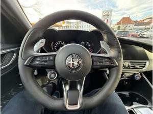 Alfa Romeo Giulia VELOCE 2.0 Turbo 16V +Tech-Paket.
