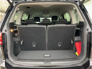 Volkswagen Touran R-Line 1,5 TSI DSG 7Sitz*AHK*Kamera*LED*Navi*WR