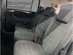 Volkswagen Touran R-Line 1,5 TSI DSG 7Sitz*AHK*Kamera*LED*Navi*WR