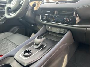 Nissan Qashqai Tekna+ 4x4 1.3 DIG-T MHEV HUD LED Navi Leder Memory Sitze Allrad