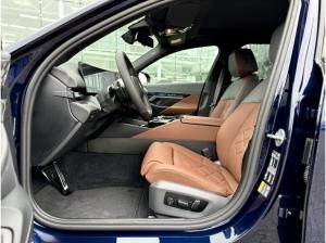 BMW i5 M60 xDrive | UPE 126.760,- | Limousine Sportpaket Head-Up DAB