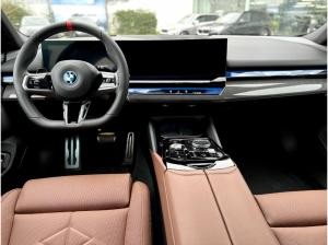 BMW i5 M60 xDrive | UPE 126.760,- | Limousine Sportpaket Head-Up DAB