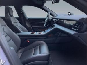 Porsche Taycan Sport Turismo Perf.BatteriePlus,BOSE,HD Matrix,Pano.,Soft-Close
