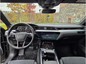 Audi e-tron S line 55 quattro 300 kW