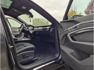 Audi e-tron S line 55 quattro 300 kW