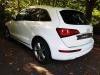 Foto - Audi Q5 S tronic Sports Utility Vehicle