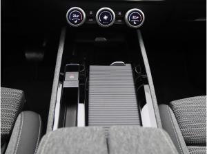 Skoda Superb Combi Selection 2.0 TDI DSG / Matrix, AHK