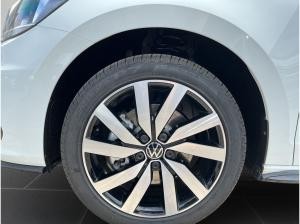 Volkswagen Touran 2.0 TDI *MOVE* DSG Navi AHK RFK ACC SHZ