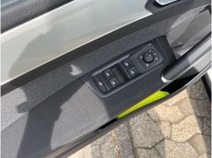 Volkswagen Touran 2.0 TDI *MOVE* DSG Navi AHK RFK ACC SHZ