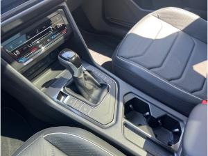 Volkswagen Tiguan Allspace 2.0 TDI Life DSG Navi AHK Kamera