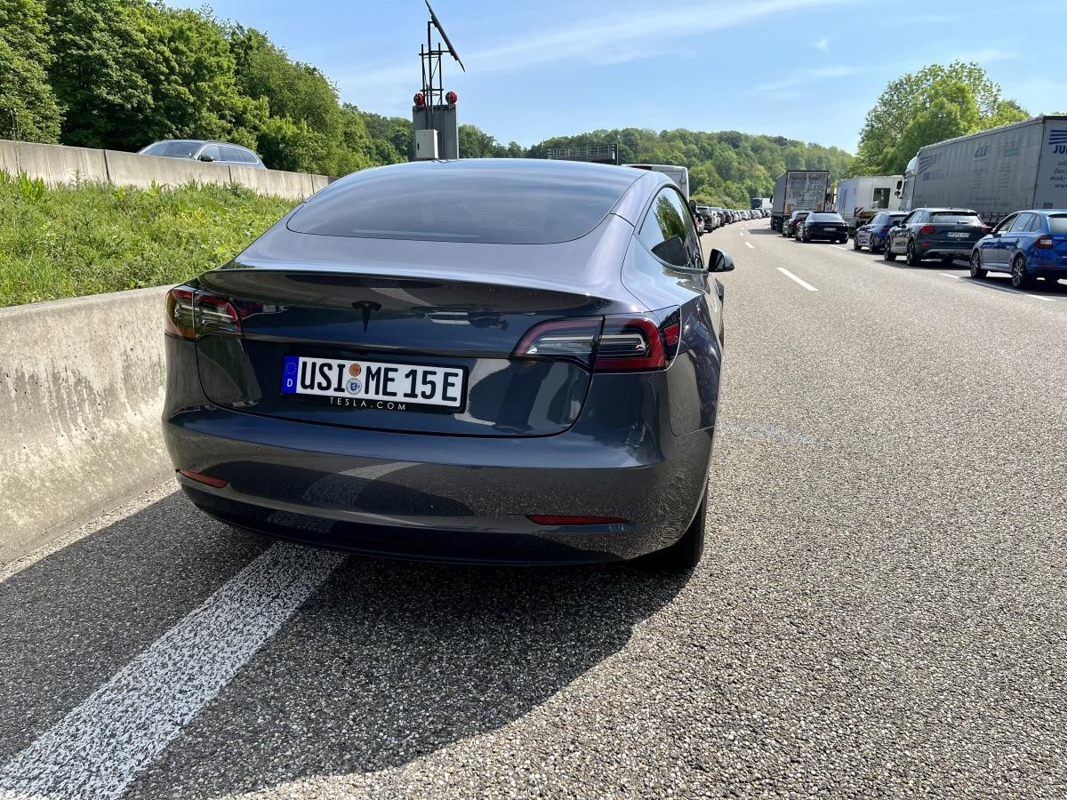 Tesla Model 3 EAP // getönte Schreiben // knapp 60.000 km übrig!