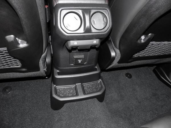 Foto - Jeep Wrangler ICE MY 24 Rubicon Sky One-Touch