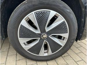 Skoda Kamiq SELECTION 1.5 TSI Klima+PDC+DAB+USB