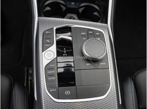 BMW 330 i Automatic Sport Aut. Klimaaut. Memory vorn