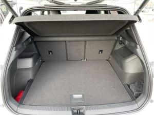 Volkswagen Tiguan R-Line 2.0 l TDI 4M DSG*AHK*NAVI