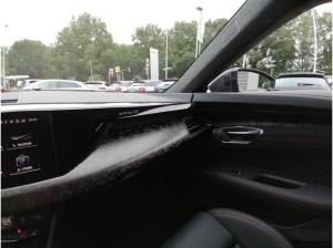 Audi e-tron GT RS performance quattro Aktiv Fahrwerk / Carbon