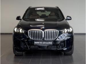 BMW X5 xDrive 30d 20" M-Sport Innovationspaket Driving + Parking Prof AHK -sofort verfügbar!