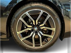 BMW i7 M70 xDrive Limousine Sportpaket B&W Surround
