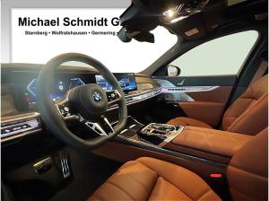 BMW i7 M70 xDrive Limousine Sportpaket B&W Surround