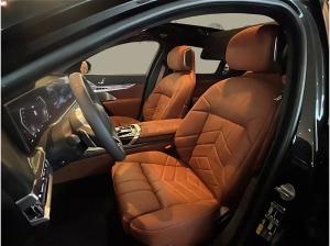 BMW i7 M70 xDrive Limousine Sportpaket B&W Surround