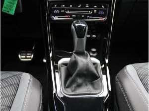 Volkswagen T-Roc R-Line 1.5 TSI DSG / Navi, App, AHK, LED+