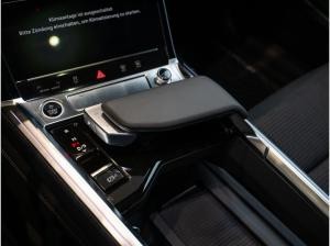 Audi Q8 e-tron edition Dakar 55 quattro