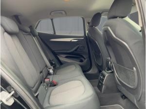 BMW X2 sDrive18i Advantage Automatik + Kamera