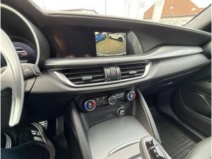 Alfa Romeo Stelvio 2.0 Turbo Veloce Q4 AHK Panoramadach 21"