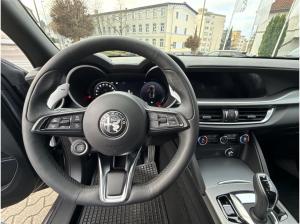 Alfa Romeo Stelvio 2.0 Turbo Veloce Q4 AHK Panoramadach 21"