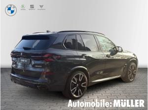 BMW X5 M60i xDrive Navi Klima Pano AHK RFK HuD Alarm Luftfederung Massagesitze